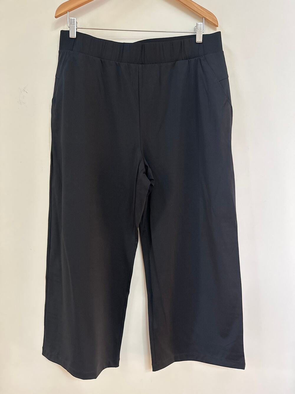 T By Talbots Women's Black Wide Leg Pull On Pant Size Extra Large Petite XLP